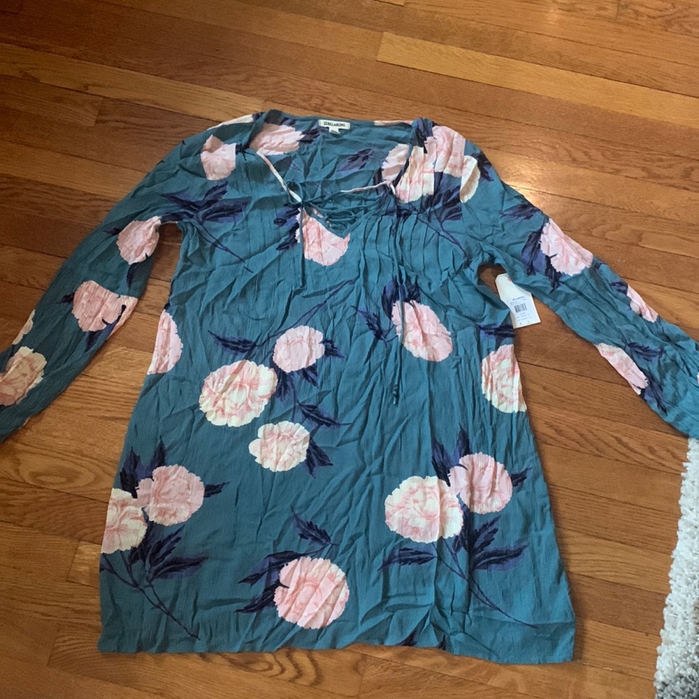 Nwt Billabong ladies dress sz large